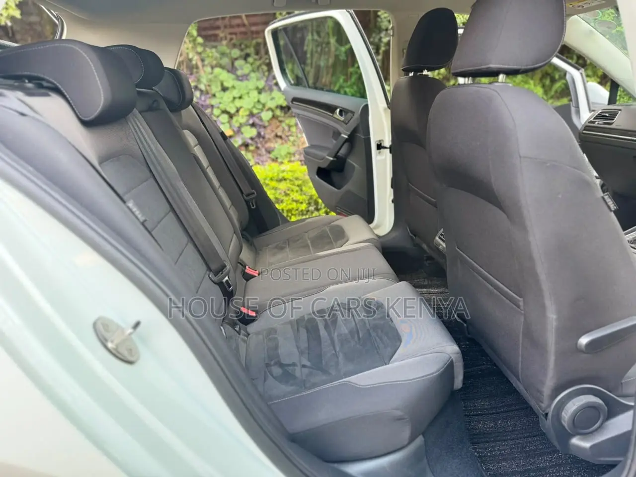 Volkswagen Golf 2019 White