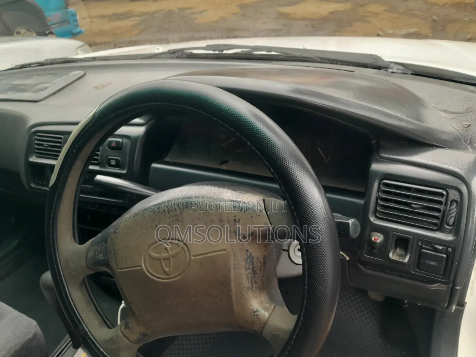 Toyota Corolla 1997 White