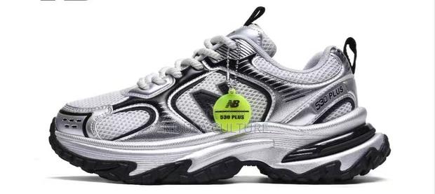 New Balance 530 Plus - thumbnail 3