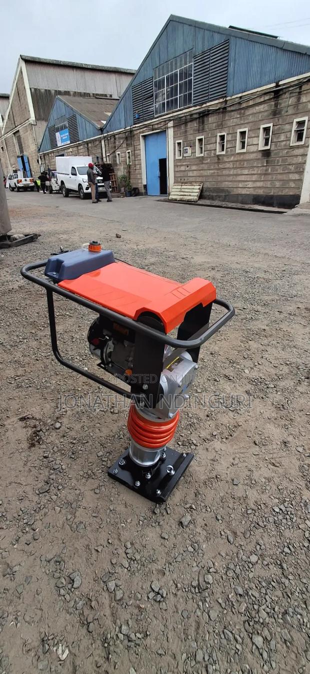 Tamping Rammer (Kangaroo) – Multi-Purpose Construction Compactor - thumbnail 2