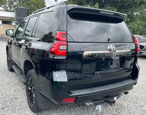 Toyota Land Cruiser Prado 2021 Black