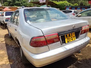 Nissan Sunny 1998 Silver