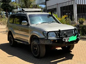 Toyota Land Cruiser Prado 2000 Silver