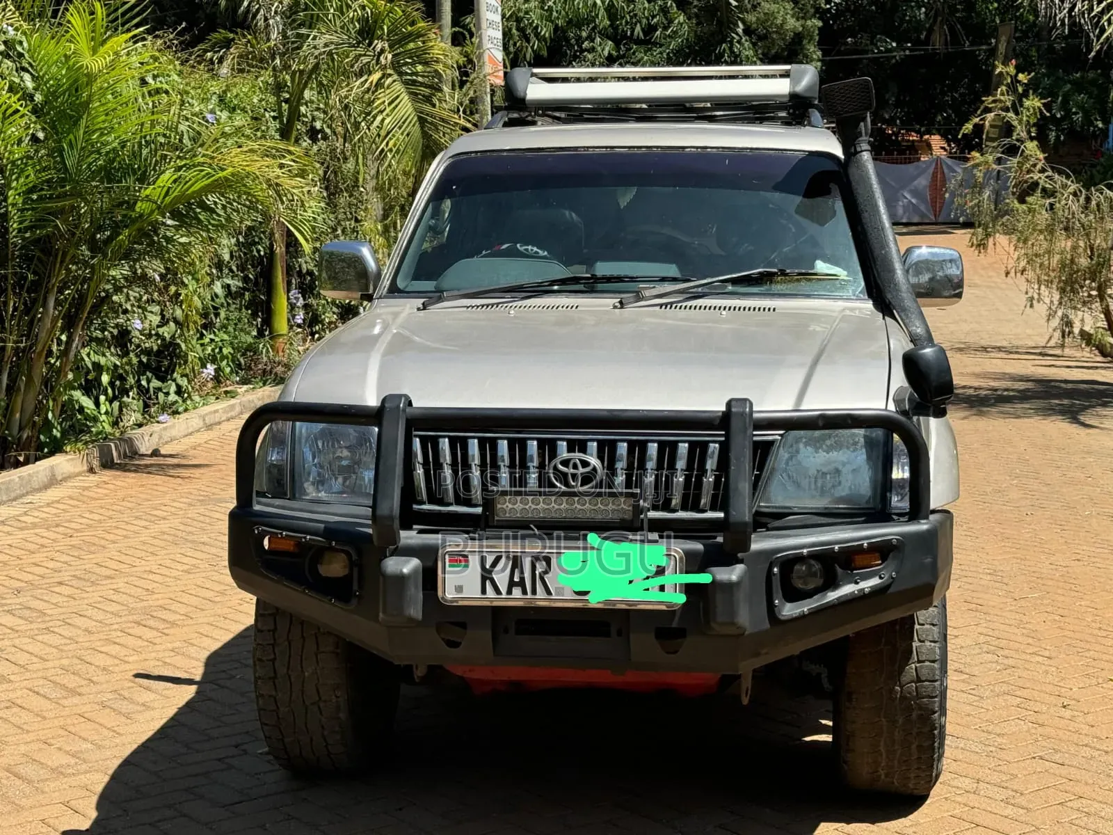 Toyota Land Cruiser Prado 2000 Silver