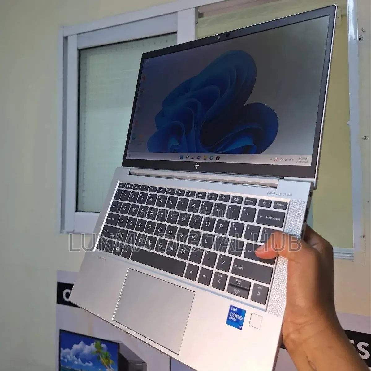 Laptop HP EliteBook 830 G8 8GB Intel Core i5 SSD 256GB