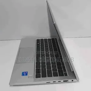Laptop HP EliteBook 830 G8 8GB Intel Core i5 SSD 256GB
