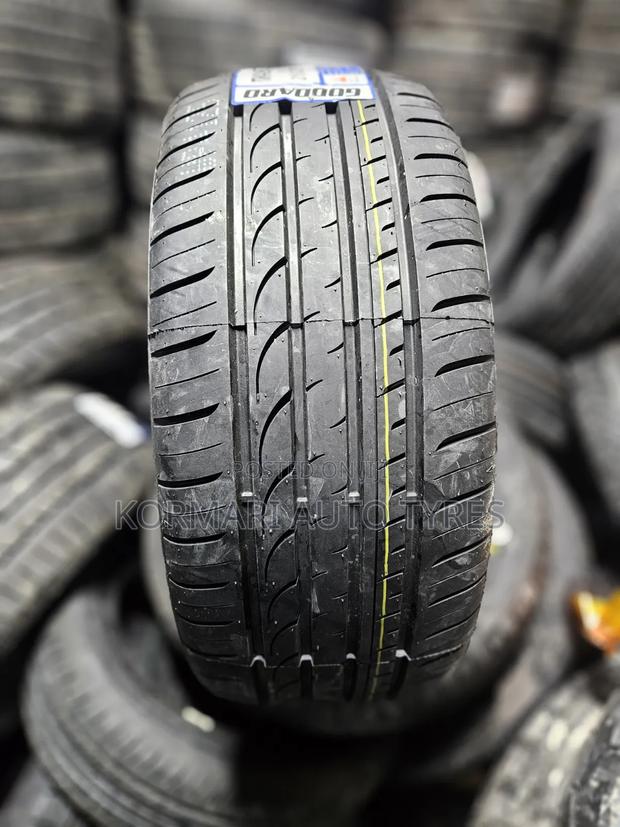 215/40r18 Goddard Tyre - thumbnail 2