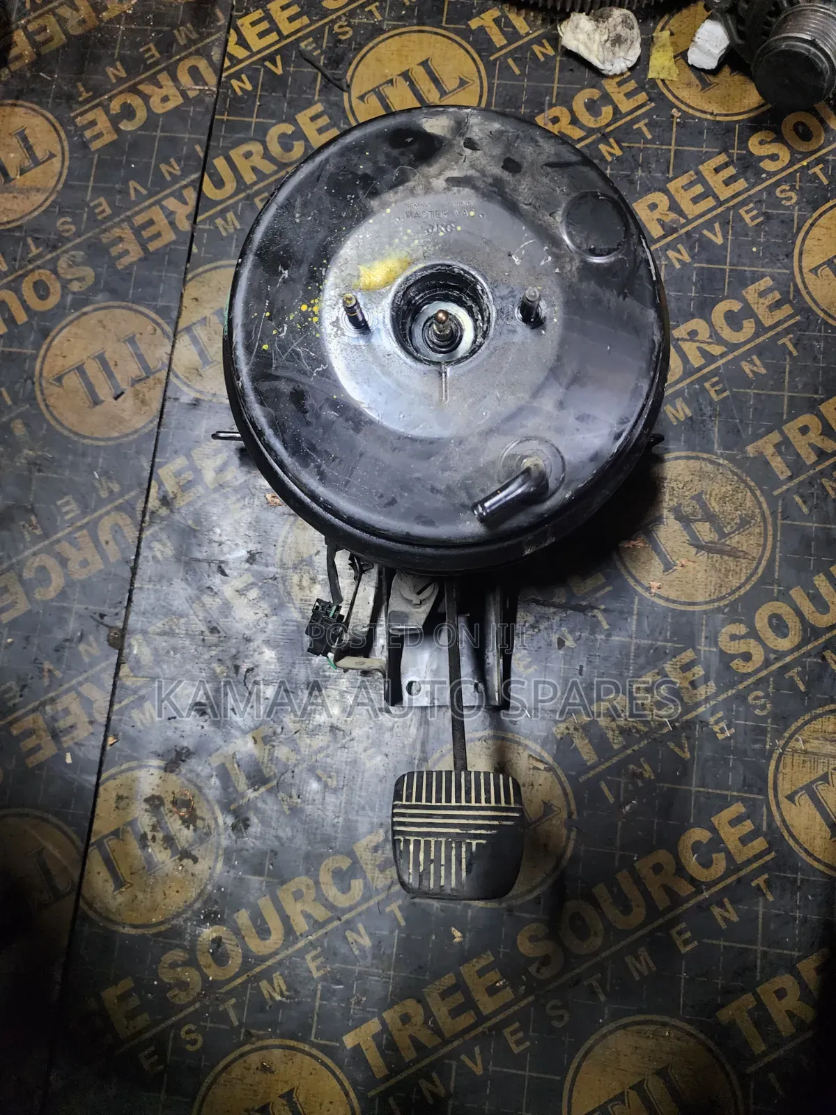 Nissan Caravan E25 Brake Booster Complete