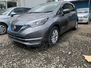 Nissan Note 2019 Silver