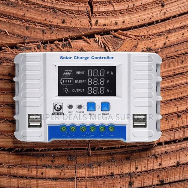 1 Year Warranty 12v/24v 20a PWM Solar Charge Controller