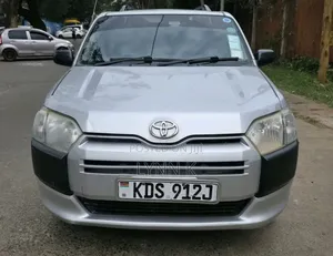 Toyota Probox 2018 Silver