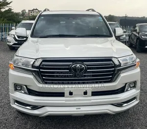 Toyota Land Cruiser 2019 White