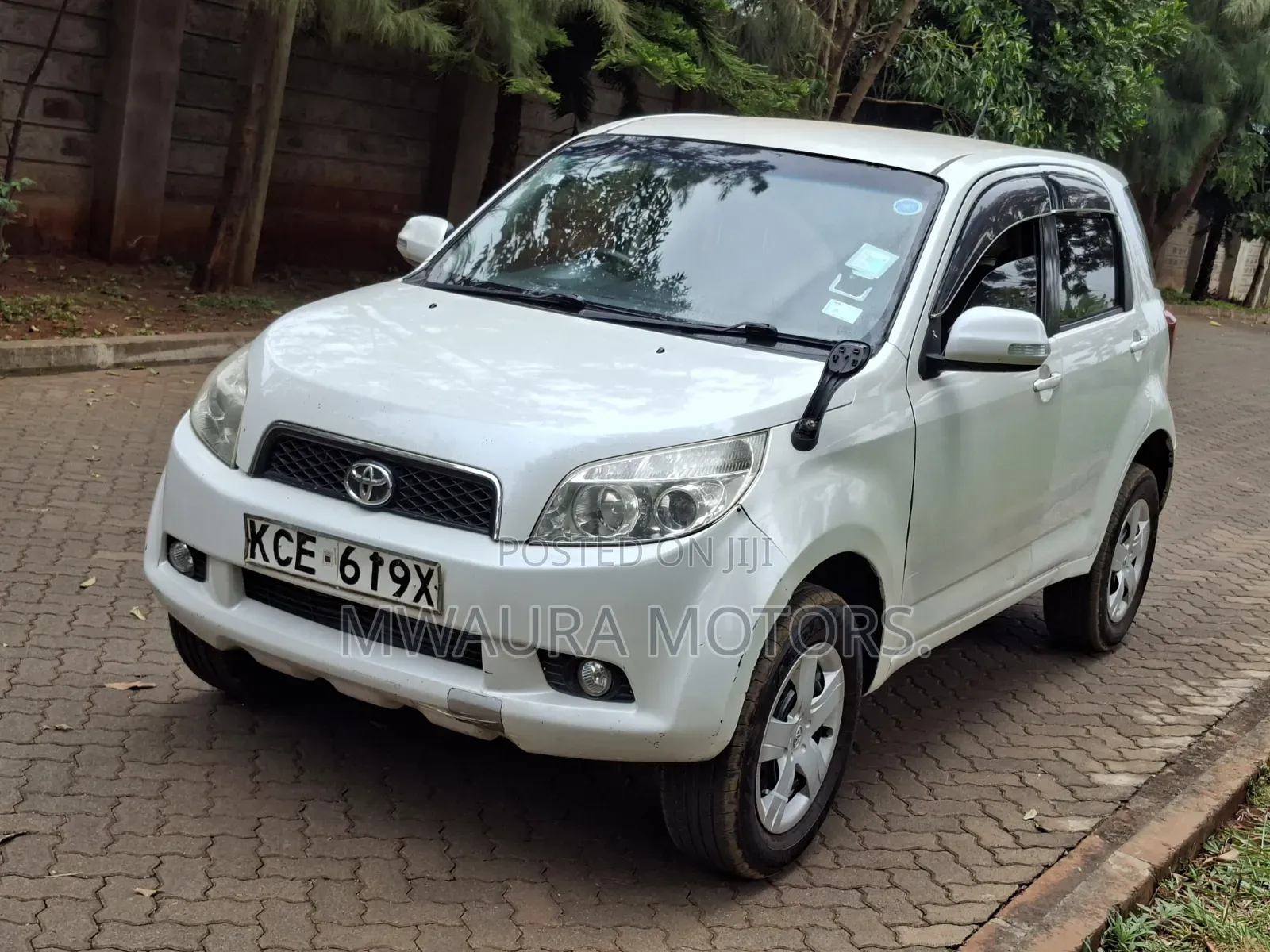 Toyota Rush 2008 White