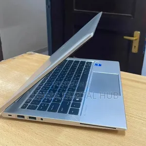 Laptop HP EliteBook 830 G7 8GB Intel Core i5 SSD 256GB