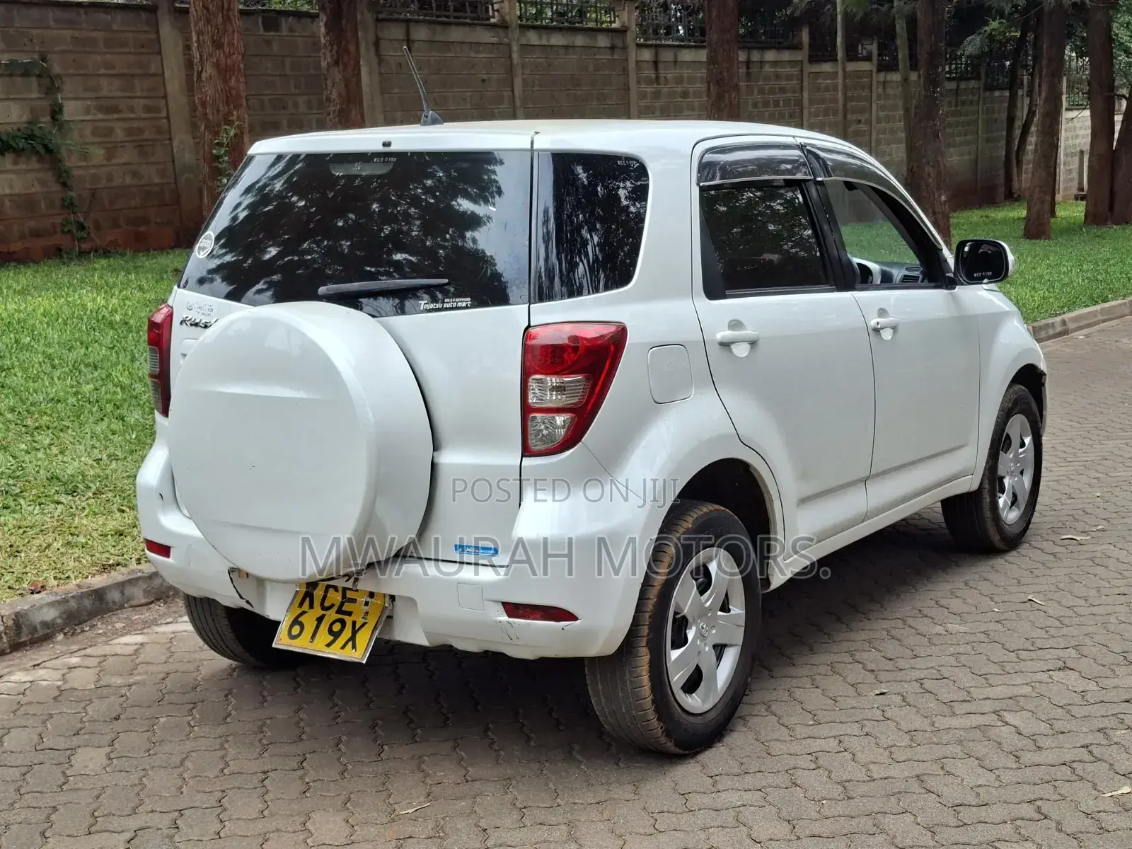 Toyota Rush 2008 White