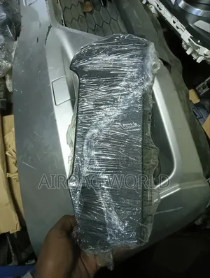Knee Airbag Fortuner