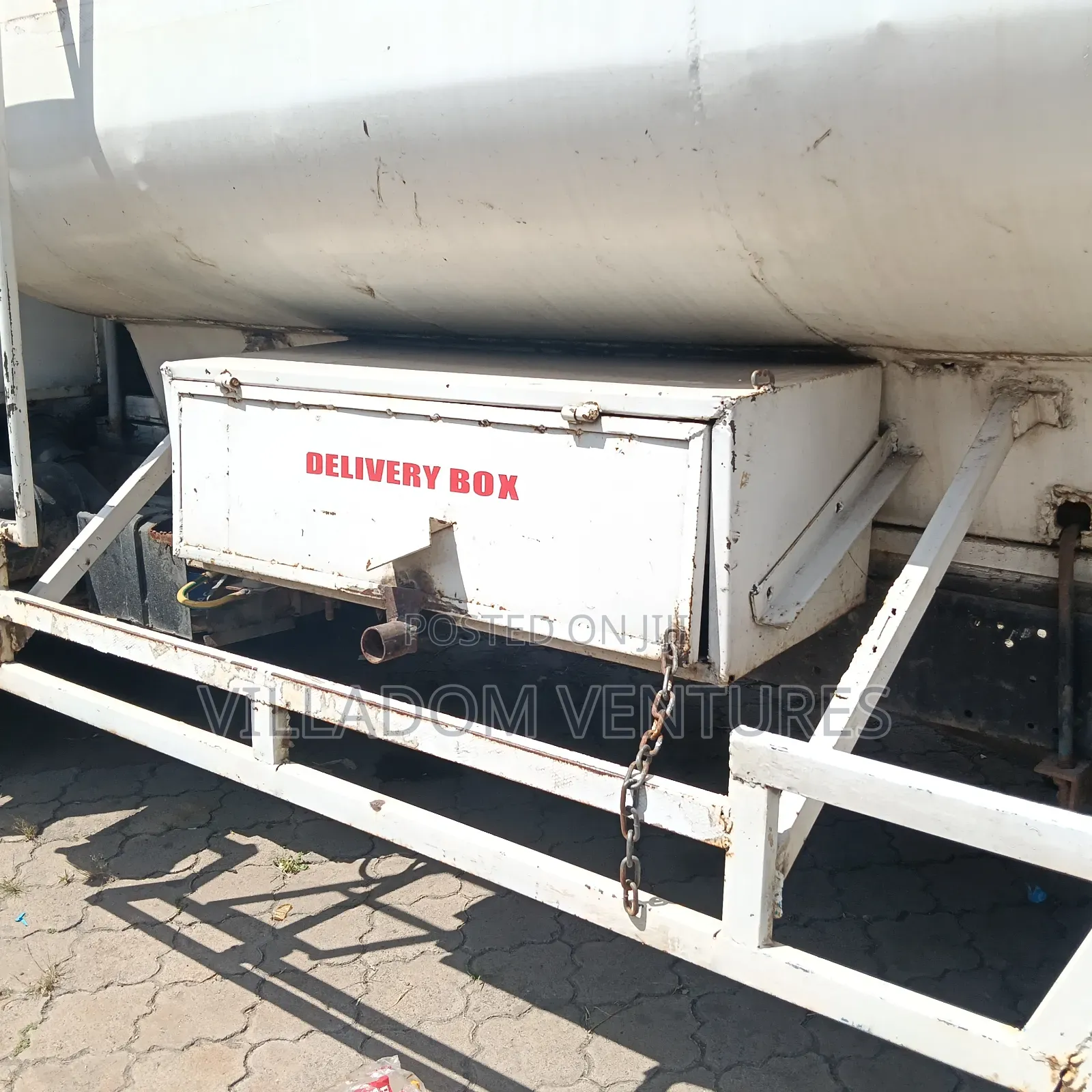 For Quick Sale Canter in Excellent Condition.Yom 2006 White