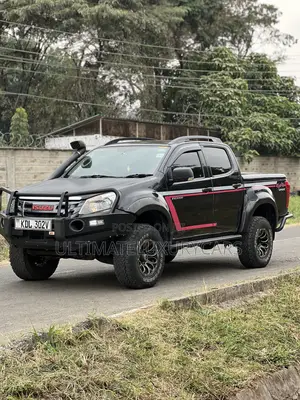 Isuzu D-MAX 2015 Black