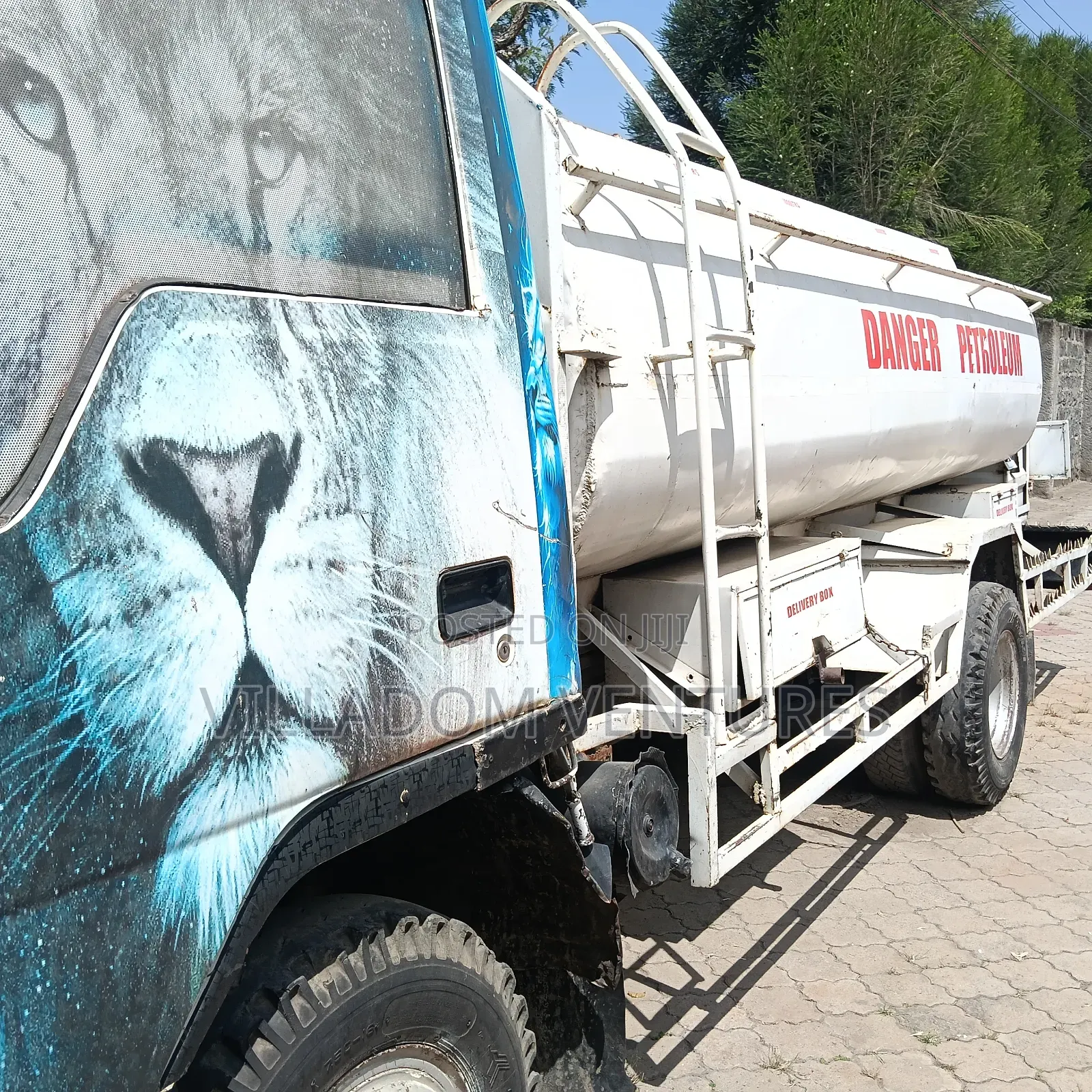 For Quick Sale Canter in Excellent Condition.Yom 2006 White