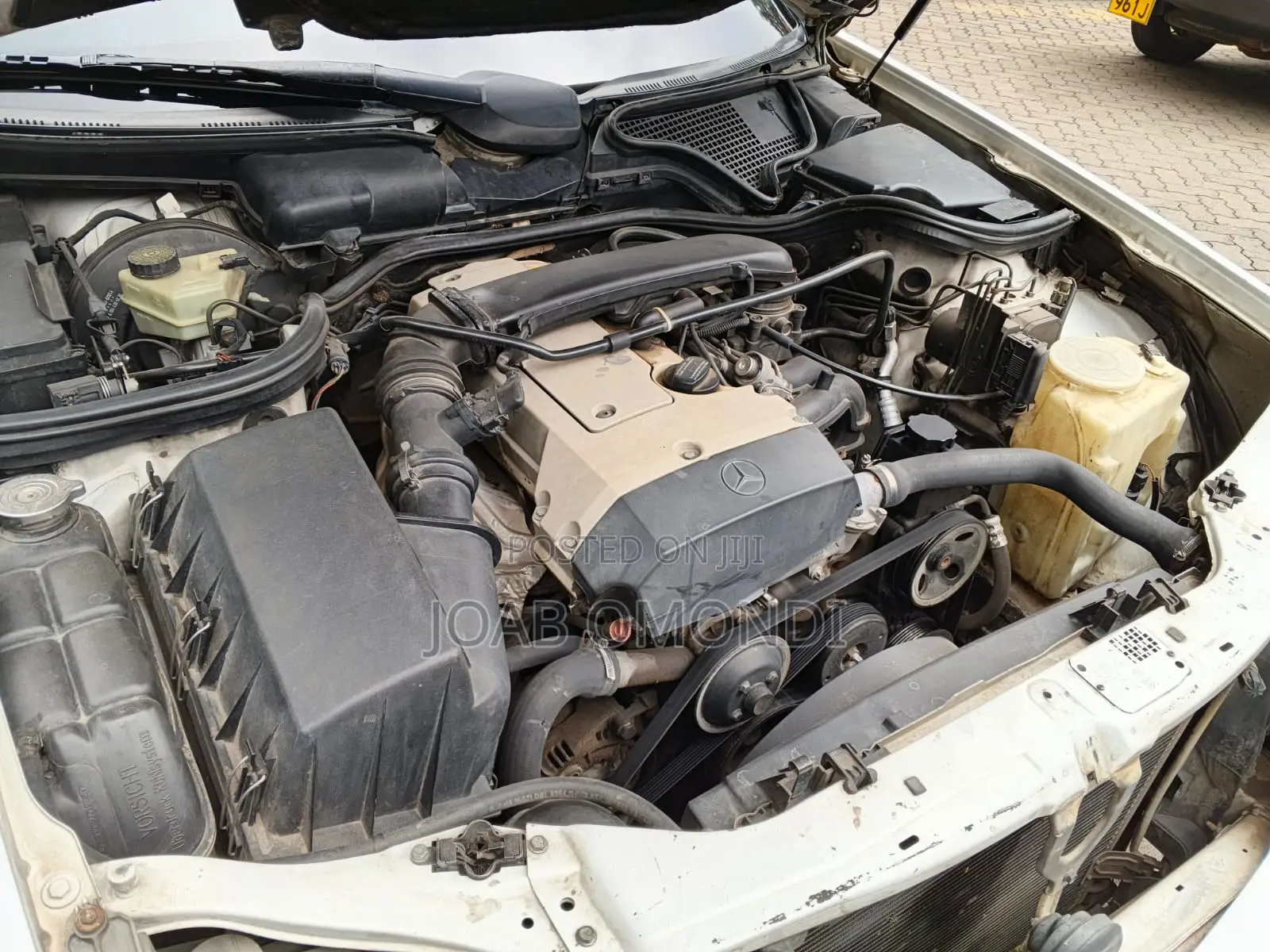 Mercedes-Benz E200 1997 White