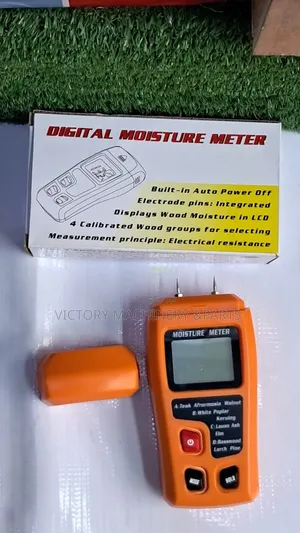 Digital Wood/Concrete Moisture Meter