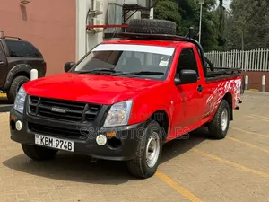 Isuzu D-MAX 2010 Red