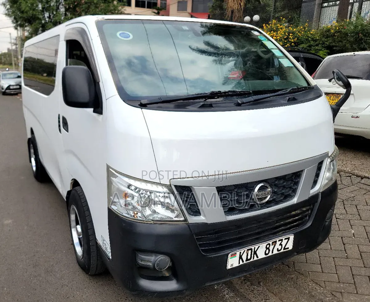 Nissan Caravan (Urvan) 2015 White