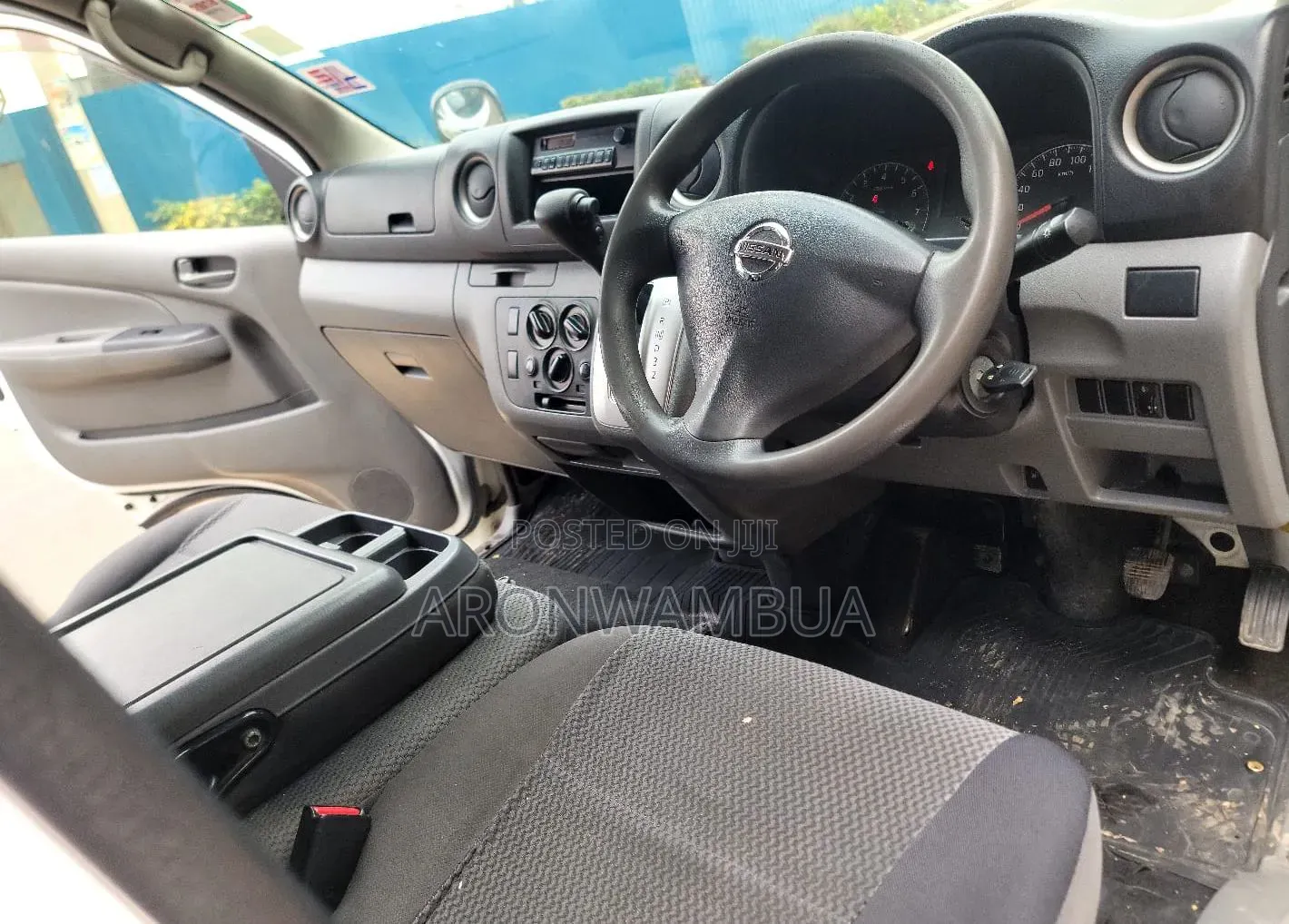 Nissan Caravan (Urvan) 2015 White