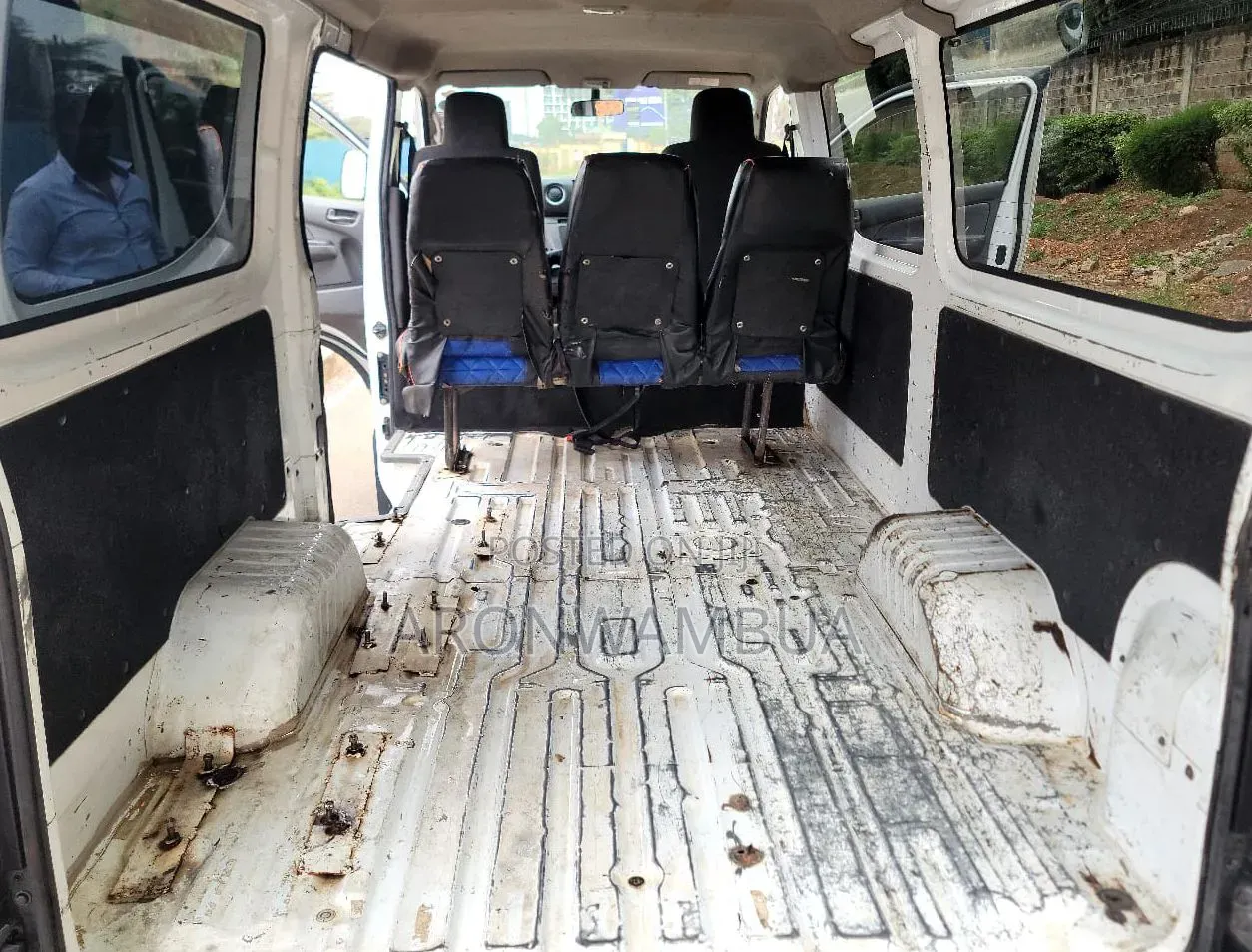 Nissan Caravan (Urvan) 2015 White