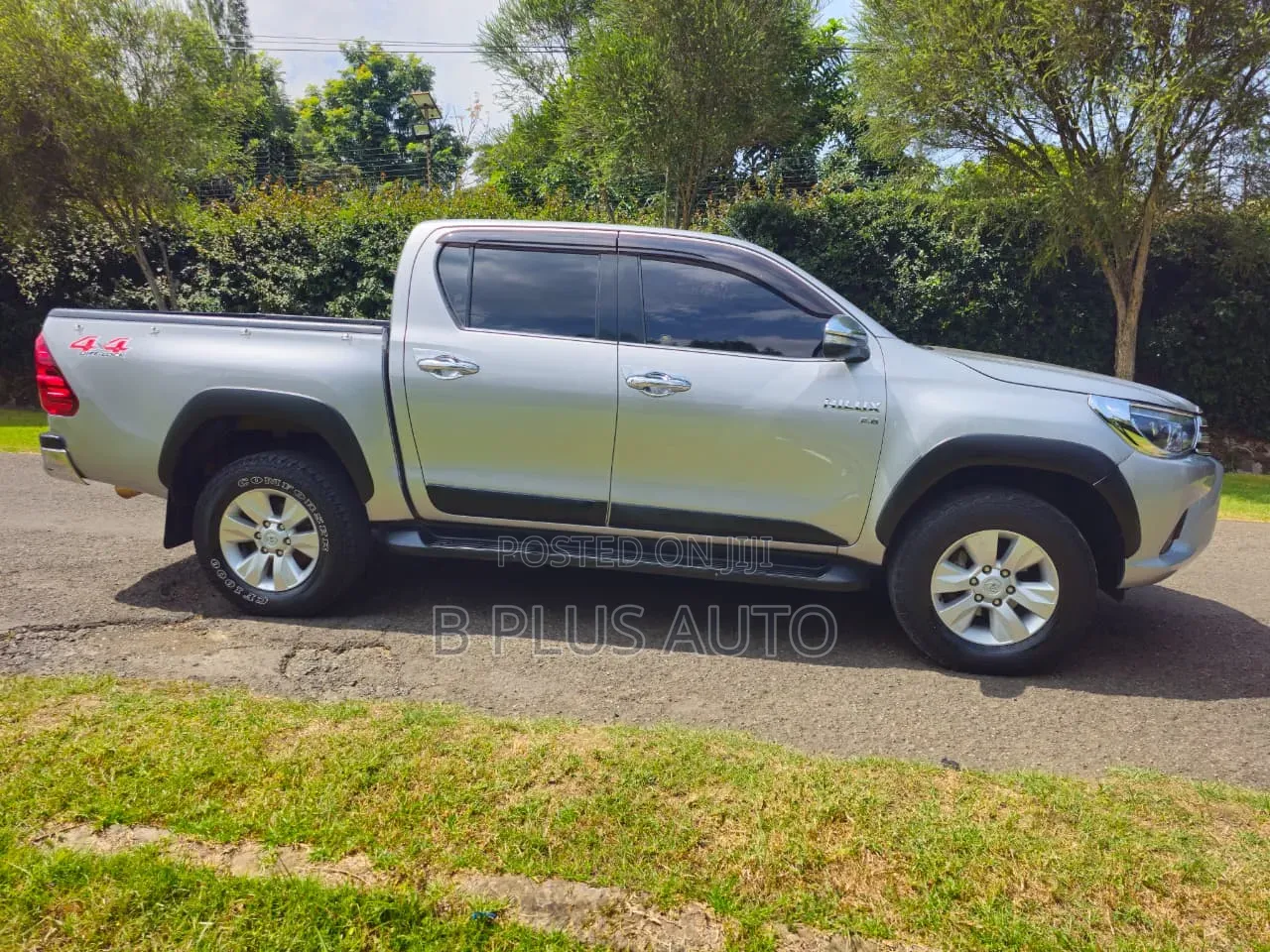 Toyota Hilux 2016 Silver