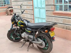 Bajaj Boxer 150 UG 2024 Black