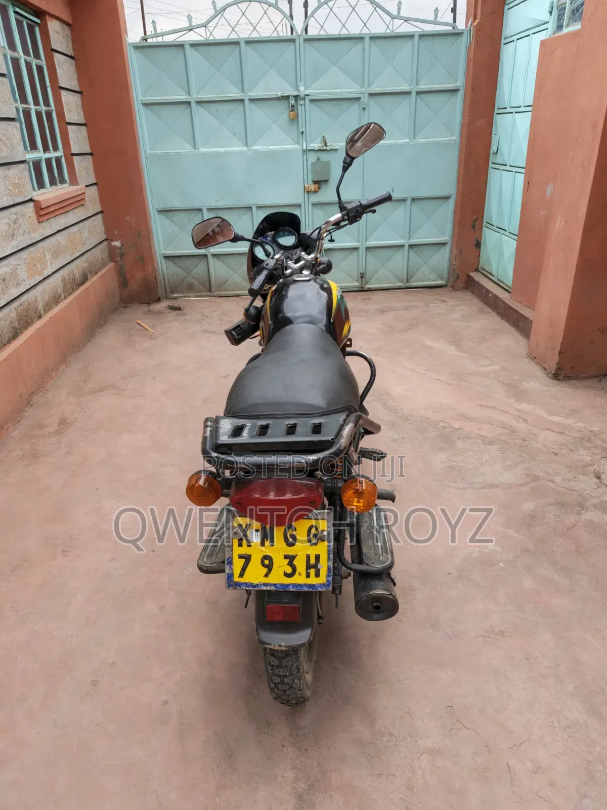 Bajaj Boxer 150 UG 2024 Black