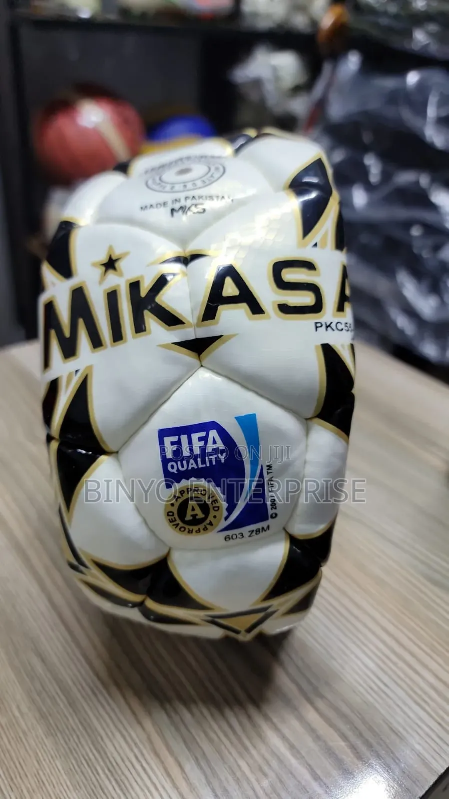 Size 5 Football Mikasa