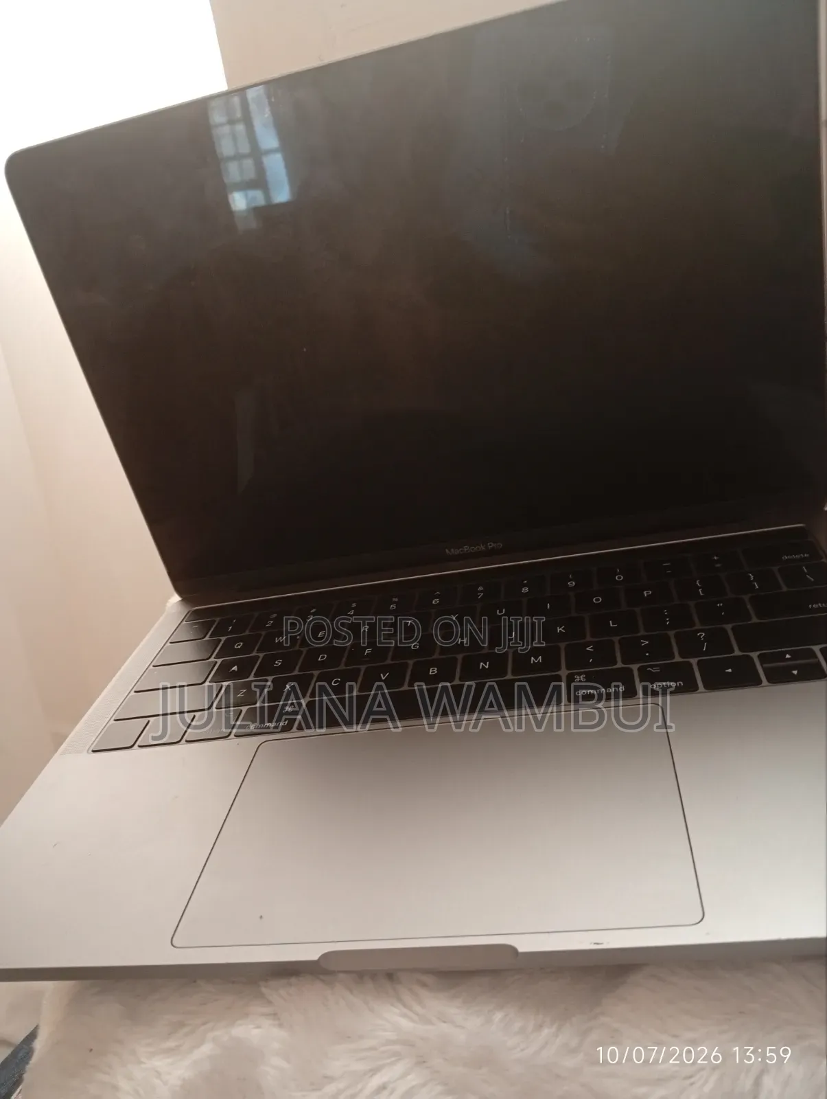 Laptop Apple MacBook Pro 2017 16GB Intel Core i5 SSHD (Hybrid) 256GB