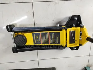 4-Ton Capacity Hydraulic Floor Jack