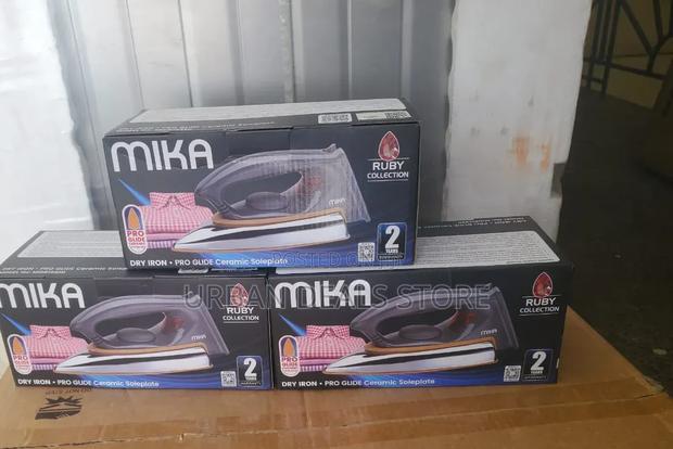 Heavy Duty Mika Dry Iron Box