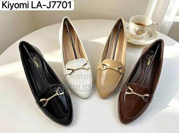 Ladies Shoes