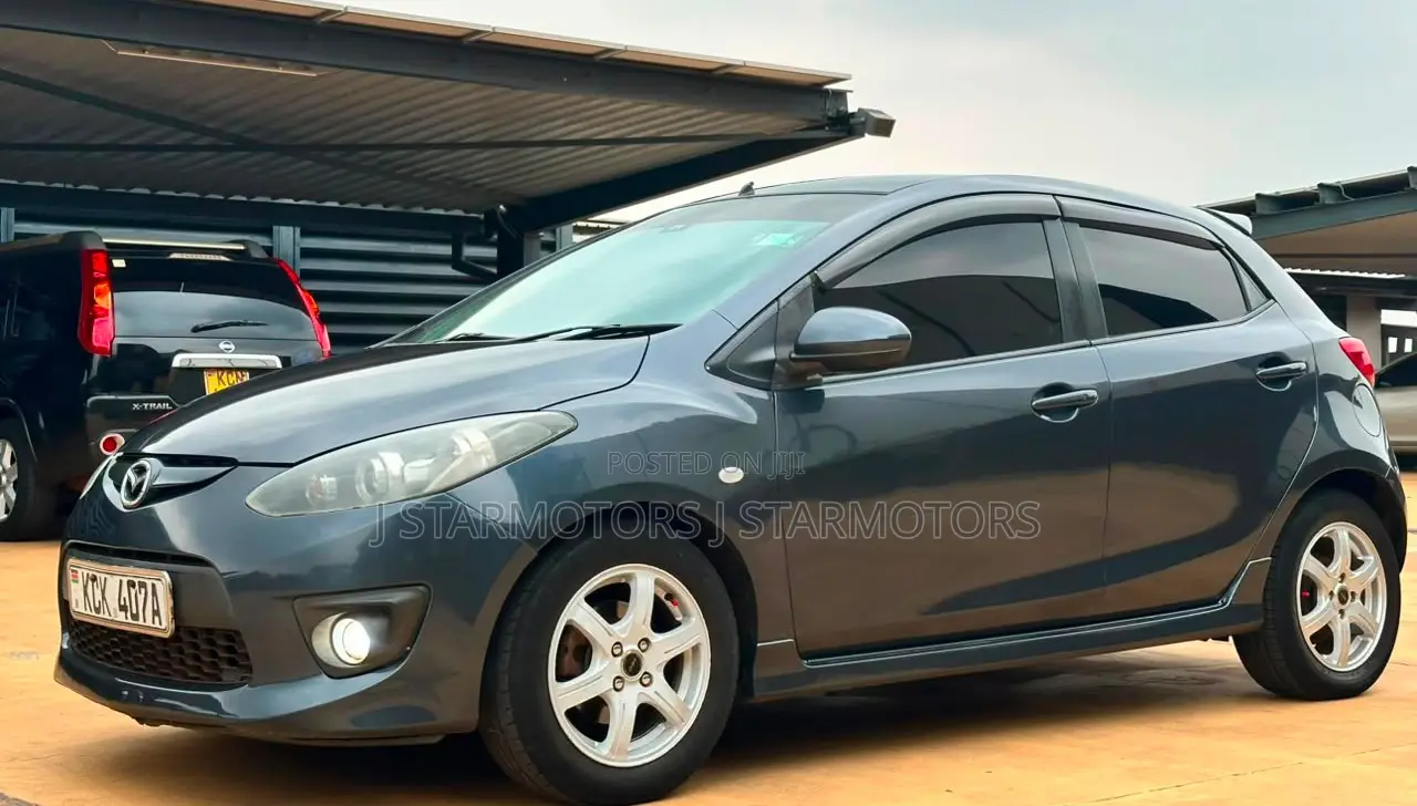 Mazda Demio 2009 Gray