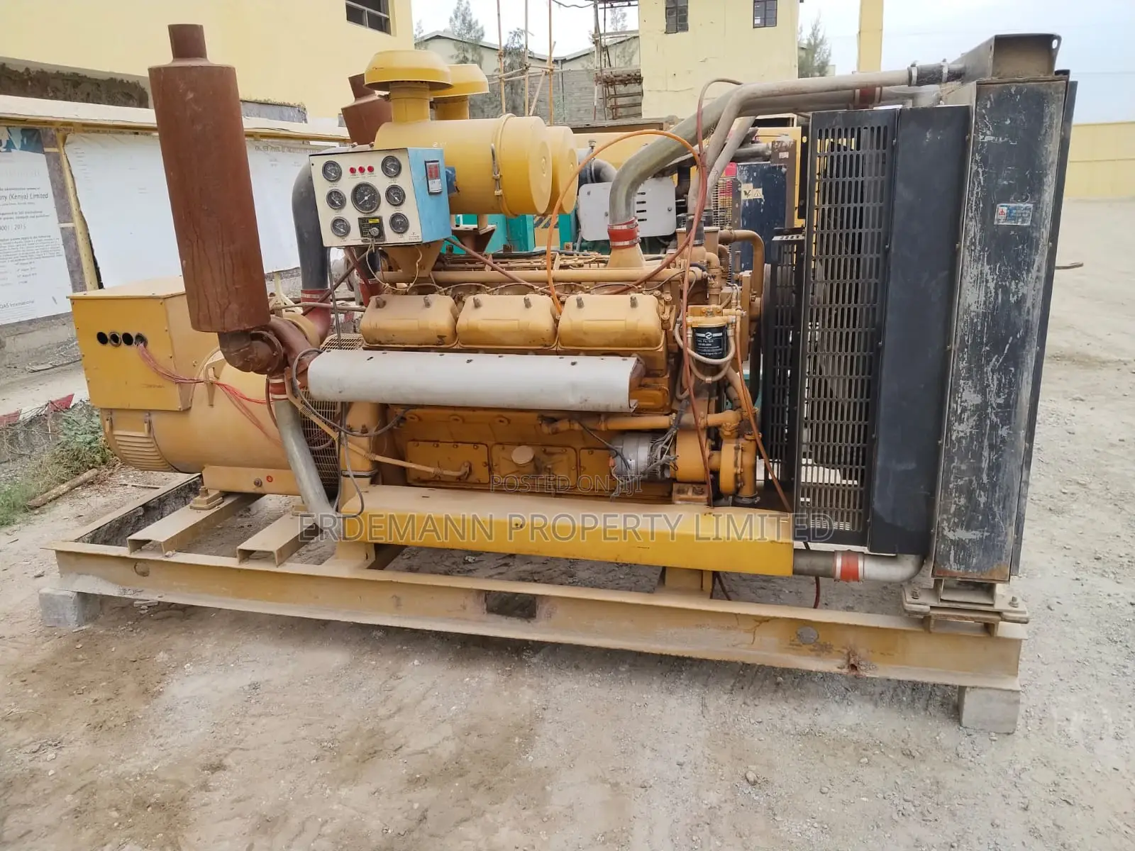 Dong Feng 320GF 400kva 320kw Diesel Generator 2011