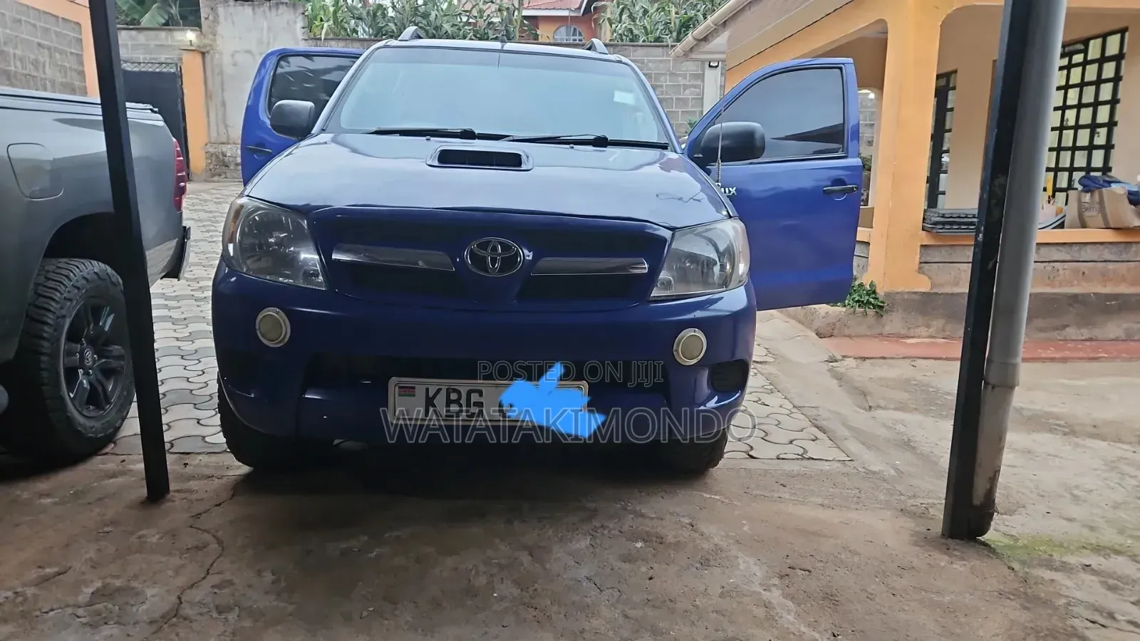 Toyota Hilux 2008 Blue