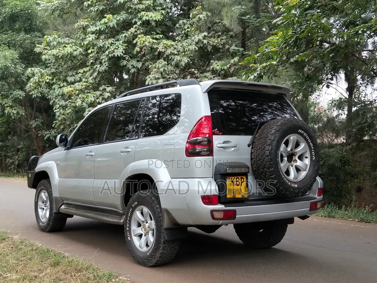 Toyota Land Cruiser Prado 2005 Silver