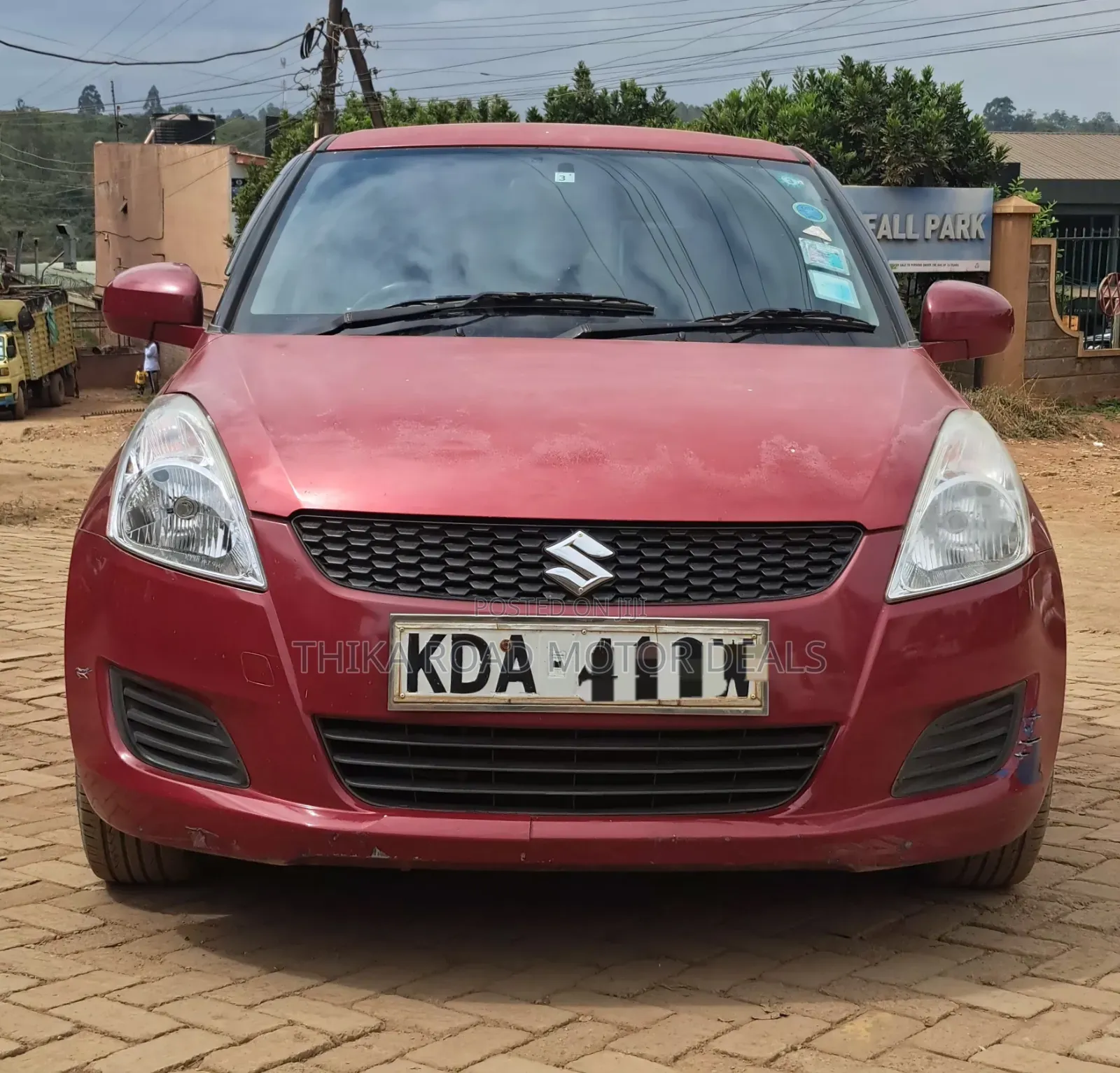 Suzuki Swift 2013 Red