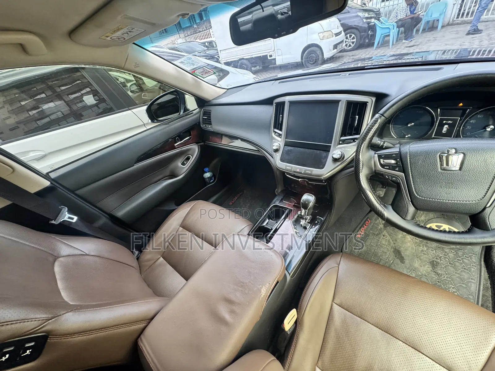 Toyota Crown 2016 Blue