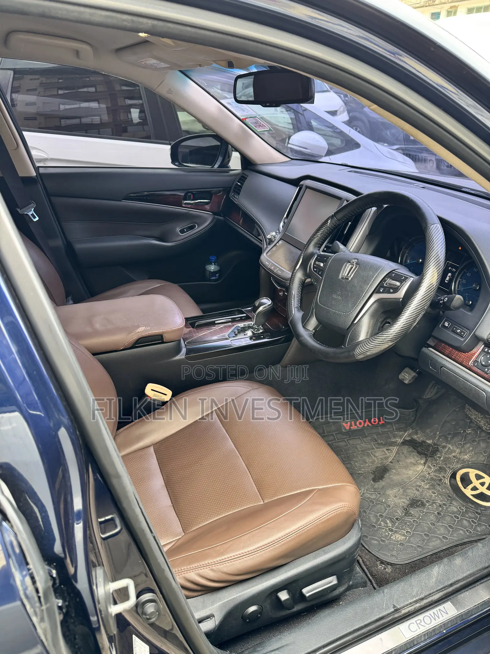 Toyota Crown 2016 Blue