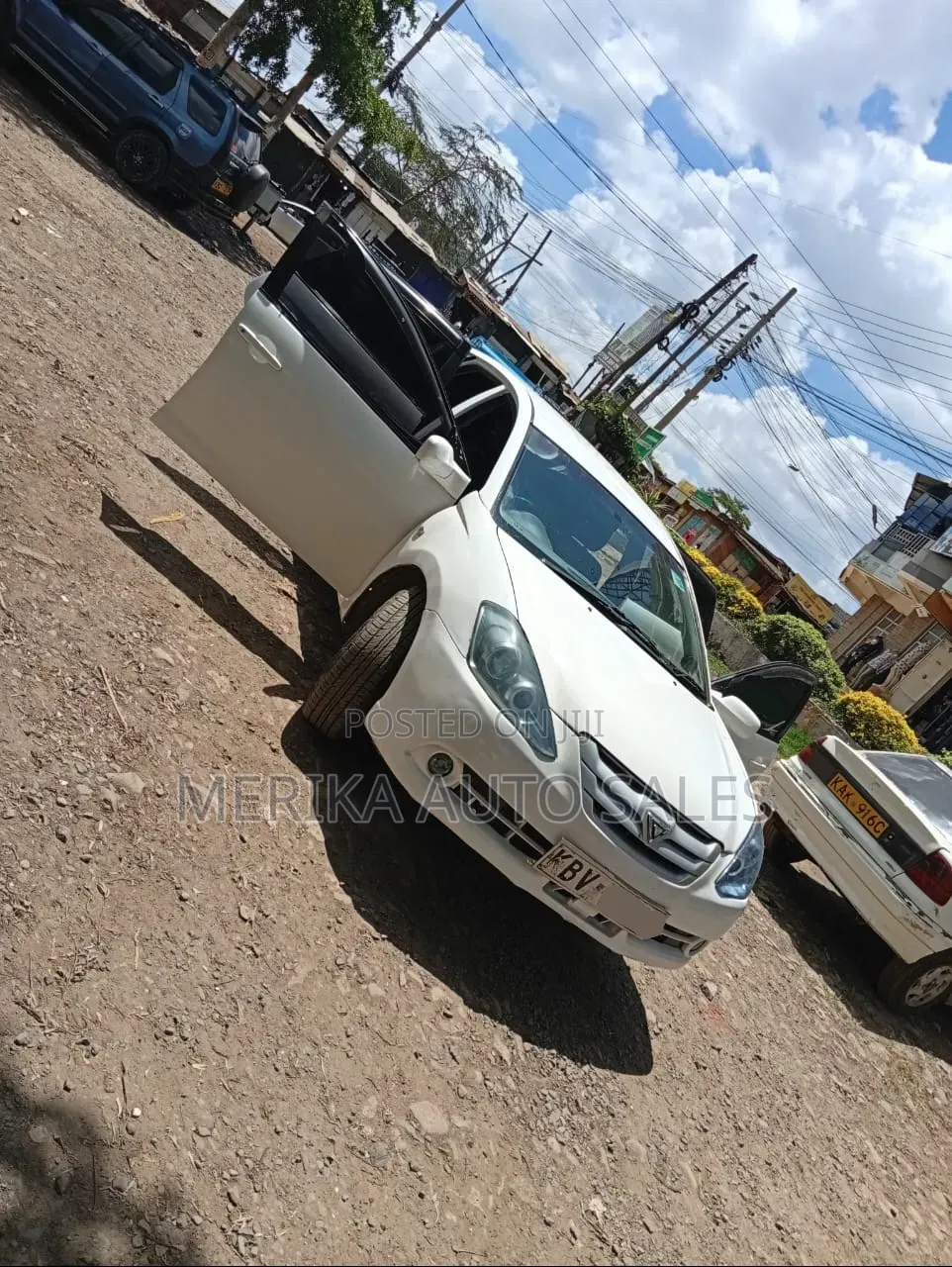 Toyota Caldina 2004 White
