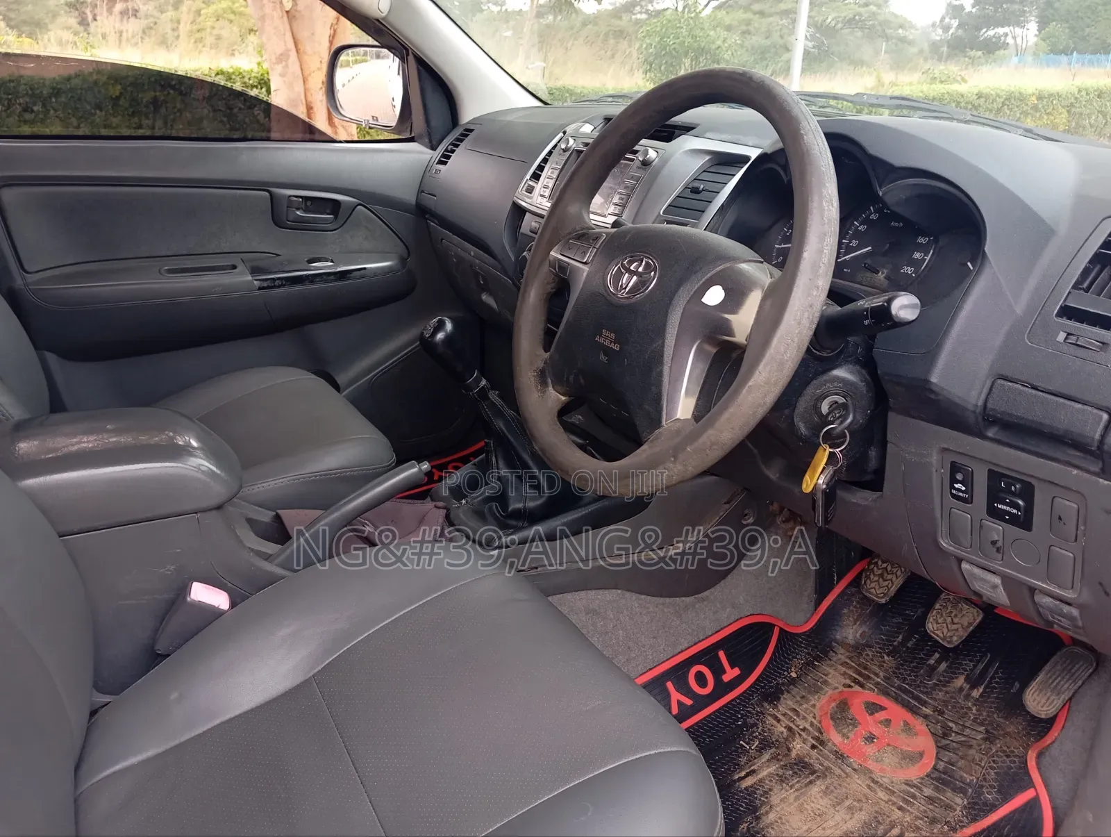Toyota Hilux 2014 White