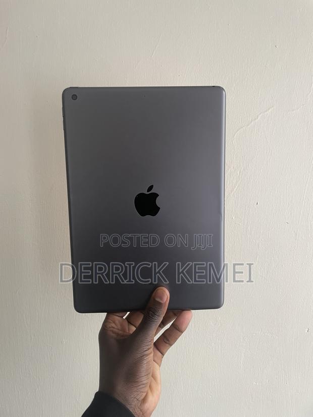 Apple iPad 10.2 (2020) Wi-Fi 32 GB Gray - thumbnail 3
