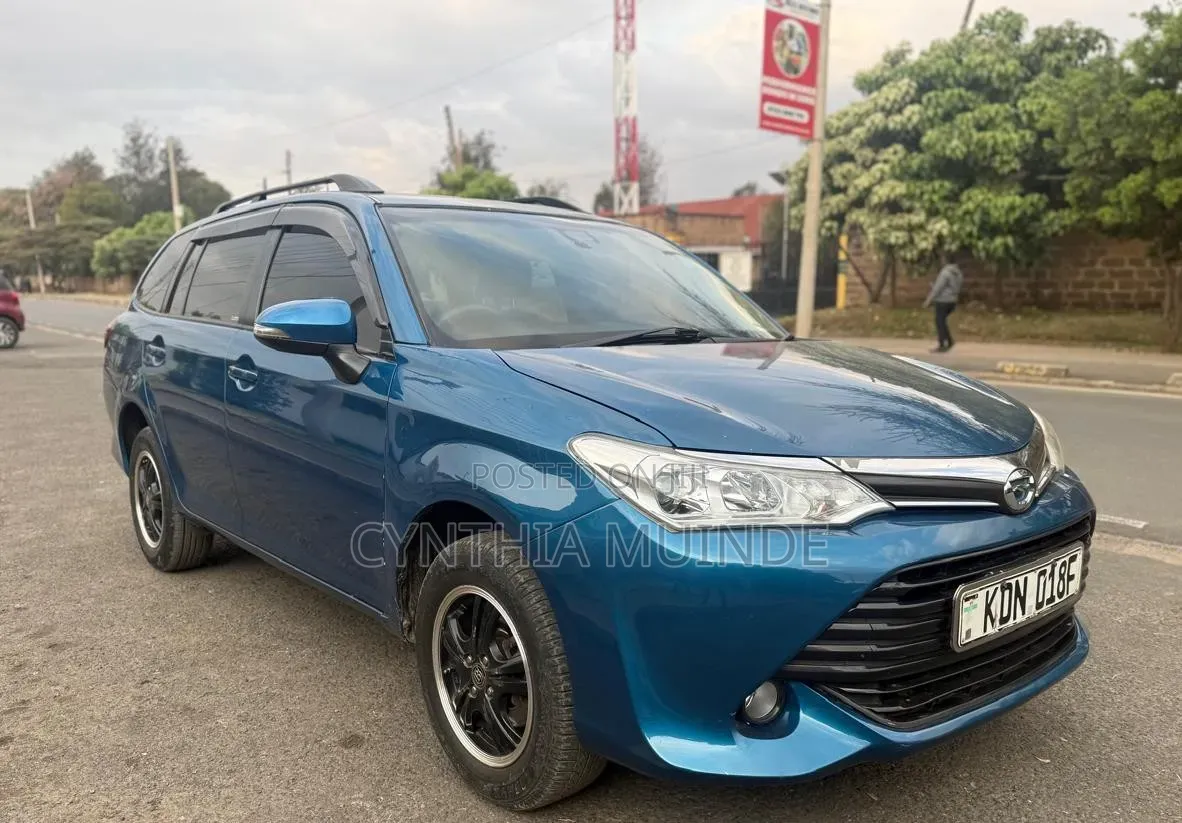 Toyota Corolla Fielder 2016 Blue
