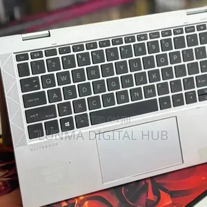 Laptop HP EliteBook 830 G8 16GB Intel Core i7 SSD 512GB