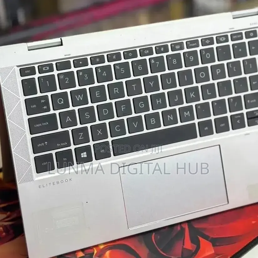 Laptop HP EliteBook 830 G8 16GB Intel Core i7 SSD 512GB